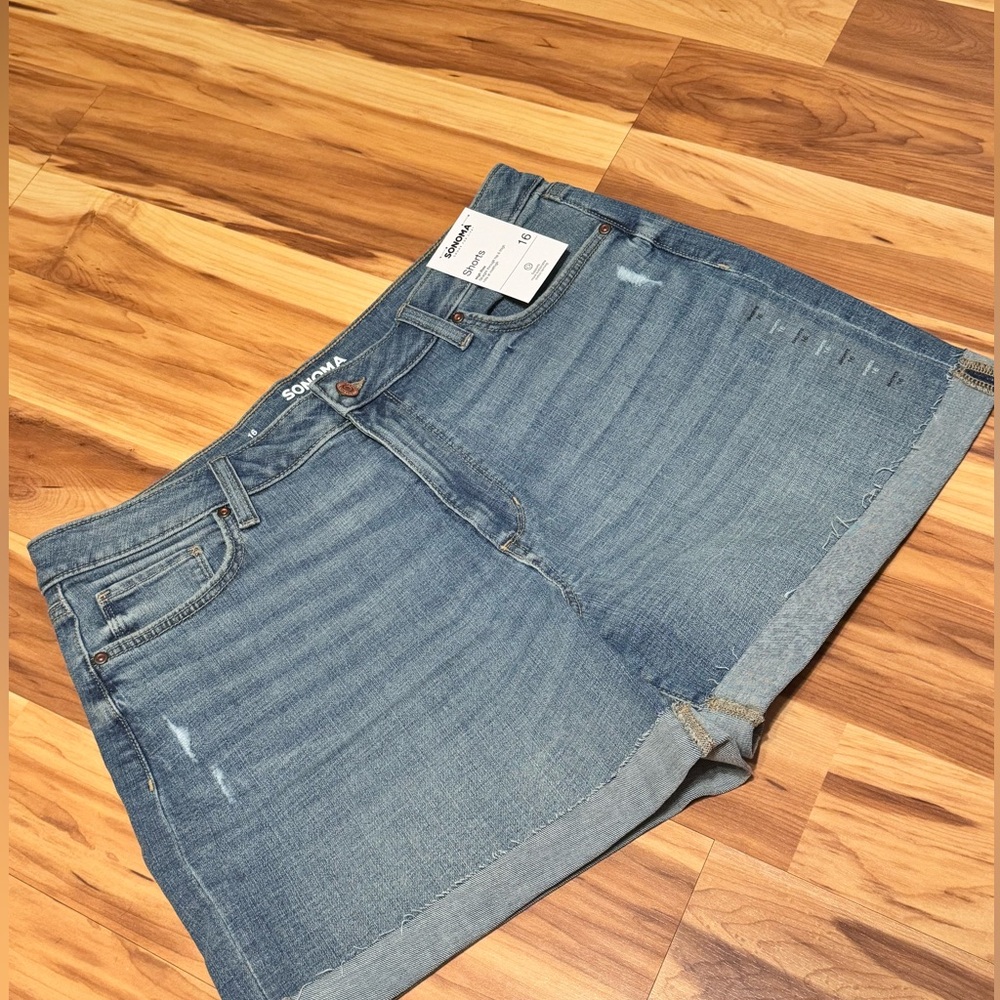 NWT Sonoma | High Rise Jean Shorts - Picture 7 of 7